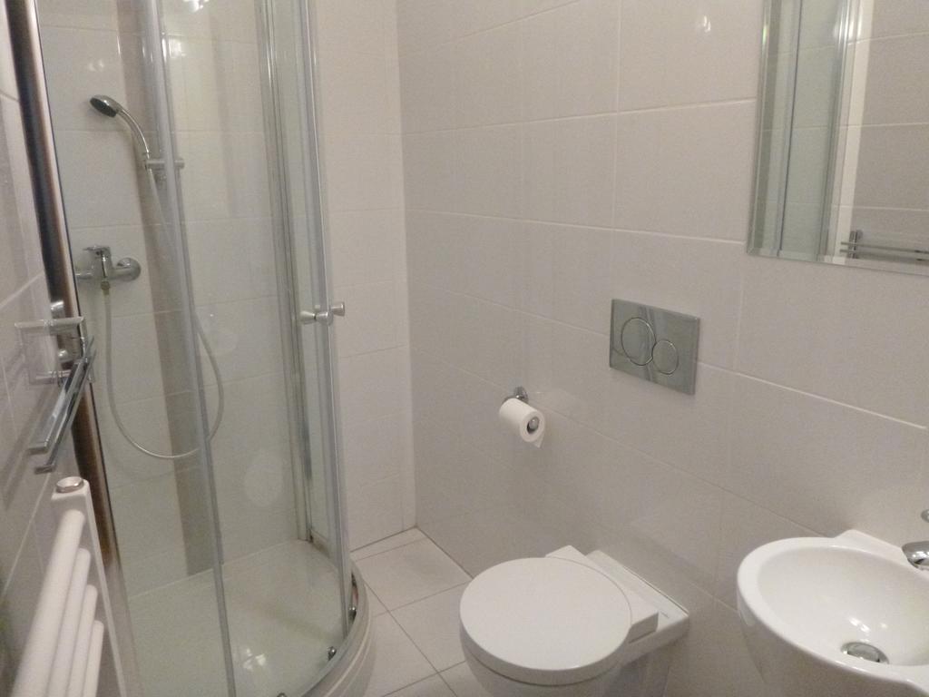Hotel Pikolo - Izby Na Prenajom Nové Mesto nad Váhom Exterior foto